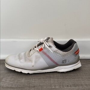 Size 11 FootJoy Golf Shoes